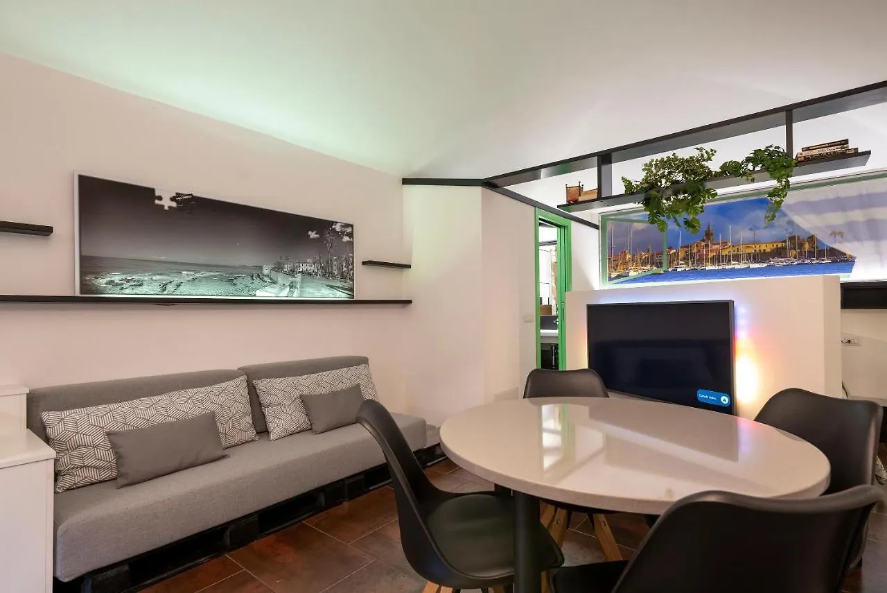 Sweet Apartment Machin Alghero 0*,  Italy